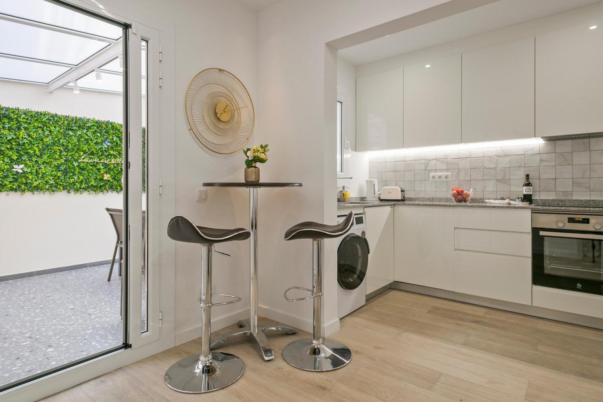 Boutique Plaza Catalonia Suites Cornella Cornella de Llobregat Ngoại thất bức ảnh