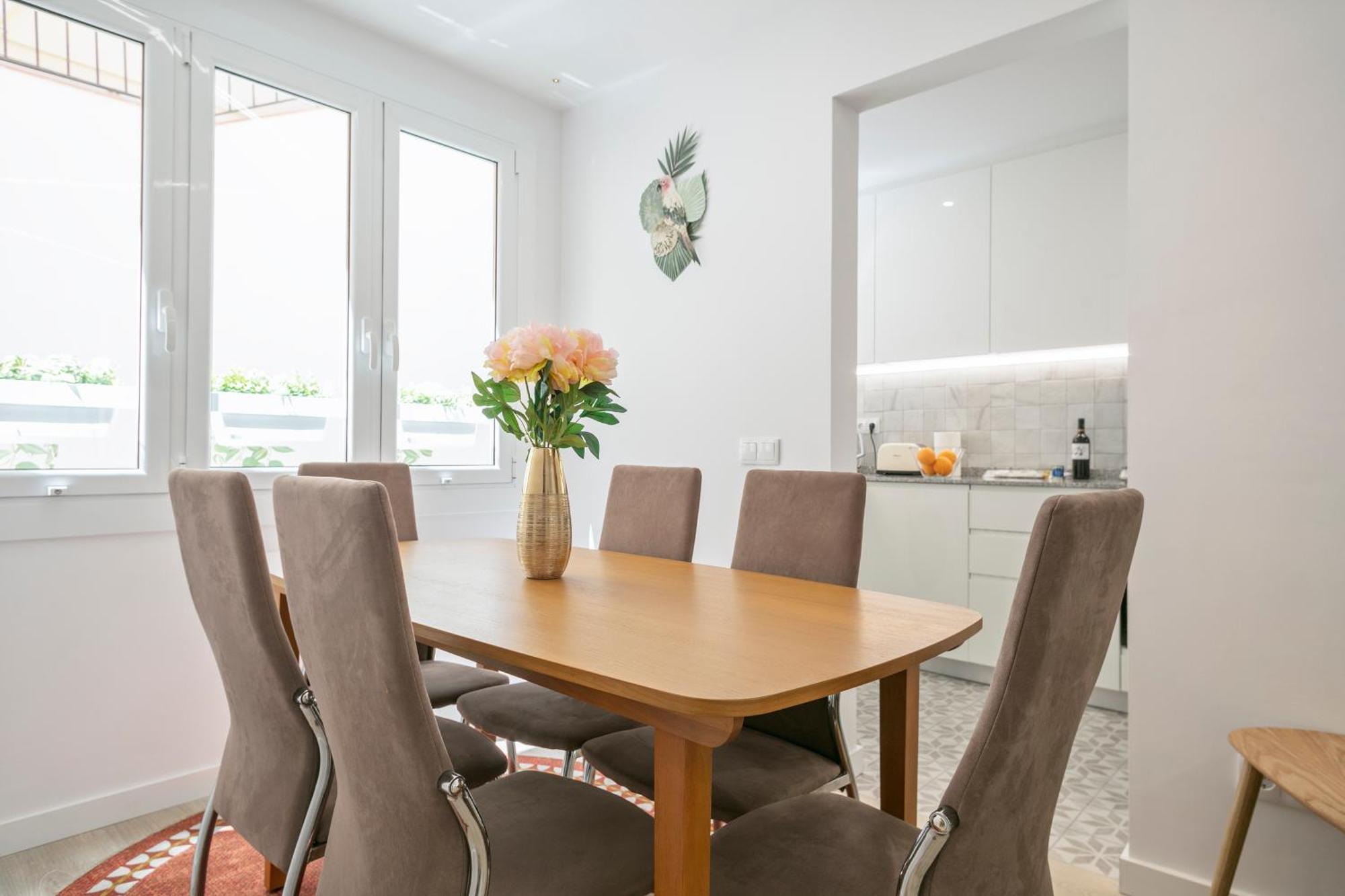 Boutique Plaza Catalonia Suites Cornella Cornella de Llobregat Ngoại thất bức ảnh