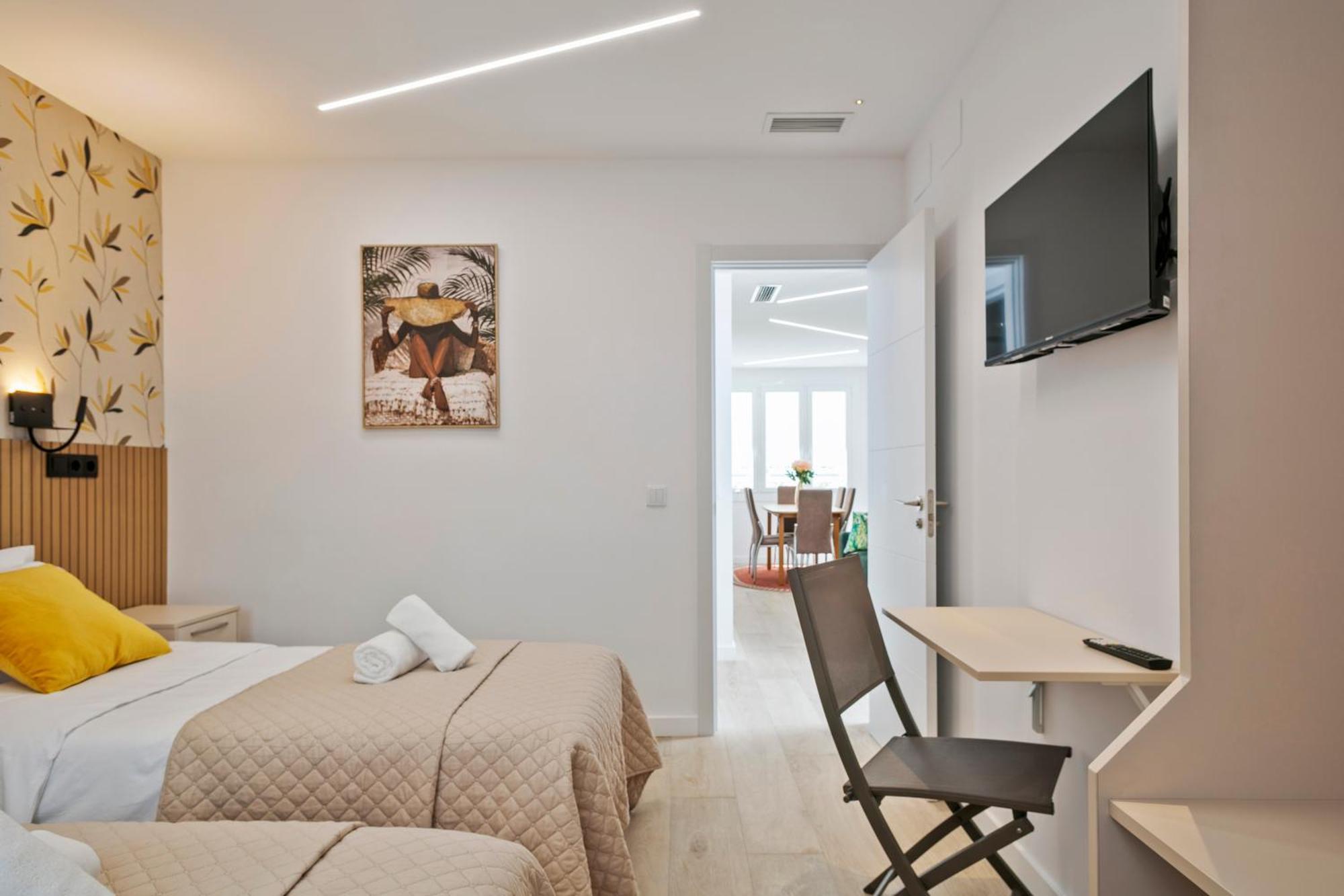 Boutique Plaza Catalonia Suites Cornella Cornella de Llobregat Ngoại thất bức ảnh